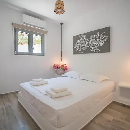 Vakantiehuis Luna Bianca, Private With Pool & Jacuzzi, Stelida Naxos Stelida (Naxos)
